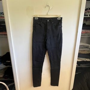 Delia’s Size 4 Black Skinny Jeans